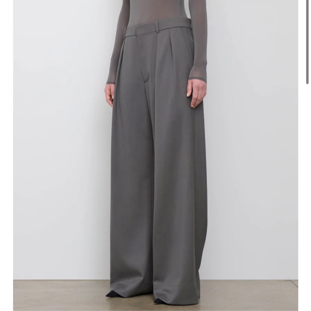 Wardrobe NYC low rise classic trouser L 
NWT